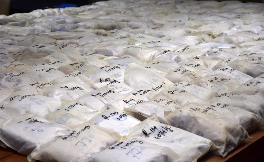 Sydney Airport: 20kg Heroin Found in Luggage.webp