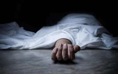 Family Tragedy in Kolkata: Mother Found Dead, Son Sought.webp