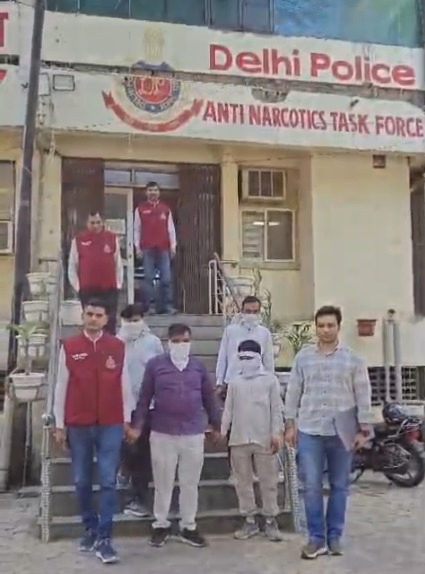 Sangam Vihar: 183 LPG Cylinders Seized in Hoarding Operation.webp