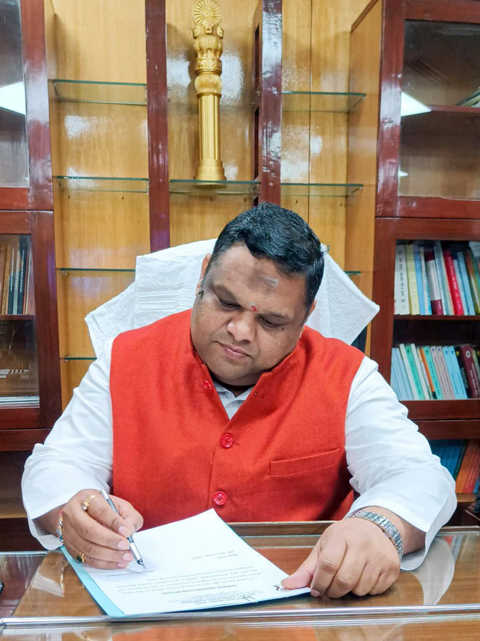 NHRC Demands Action on Alleged Targeted Attacks in J&K.webp