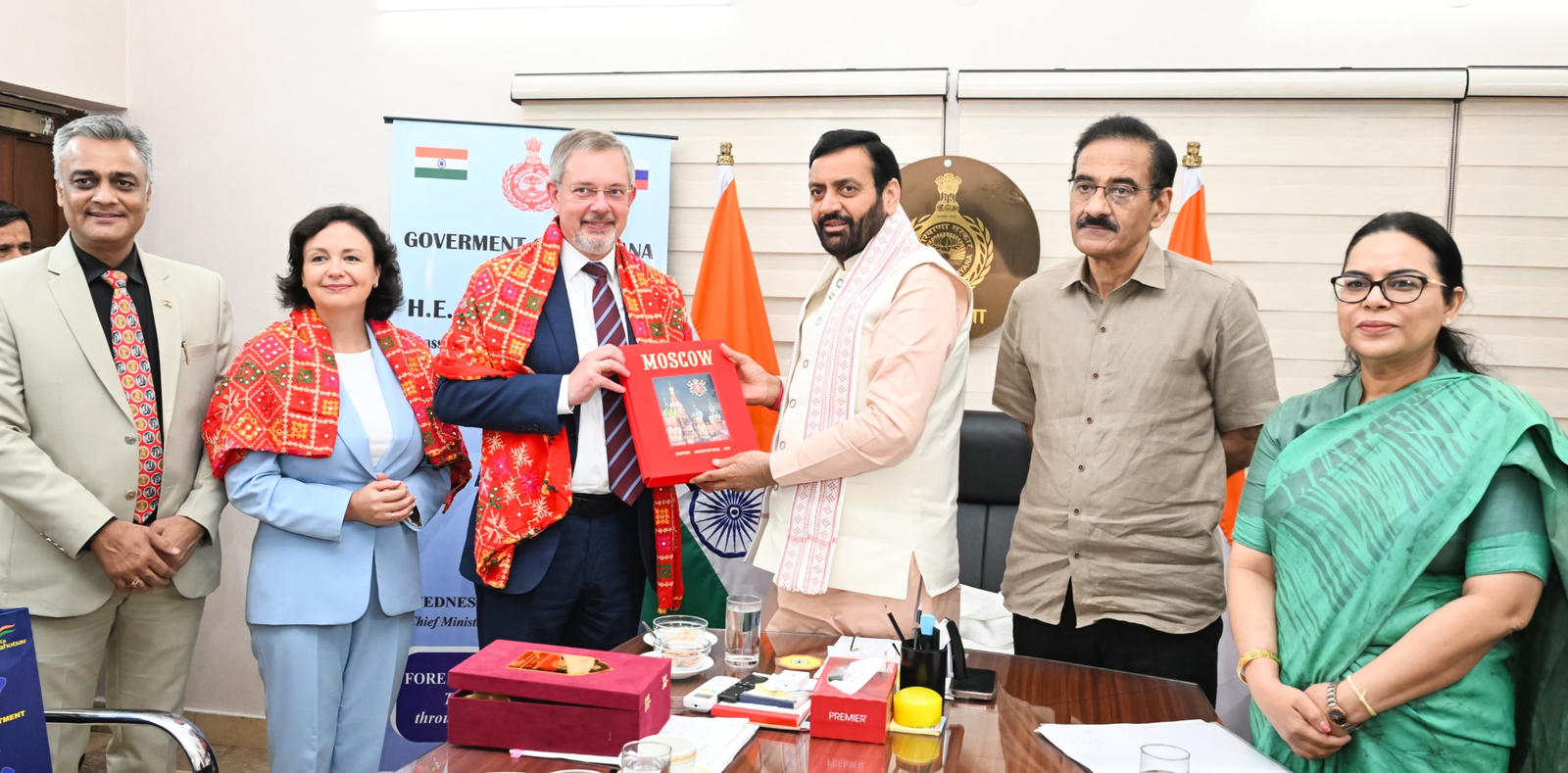 Bilateral Ties Strengthened: Haryana CM Discusses Trade with Russian Ambassador.webp