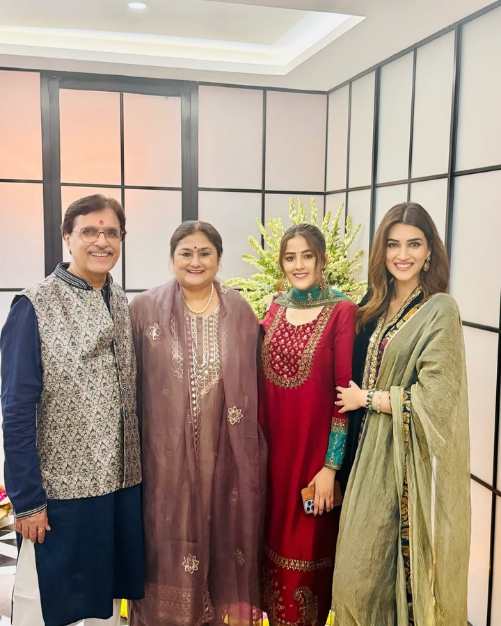 Family Celebrates: Kriti Sanon and Sister Express Love.webp Family Celebrates: Kriti Sanon and Sister Express Love.webp