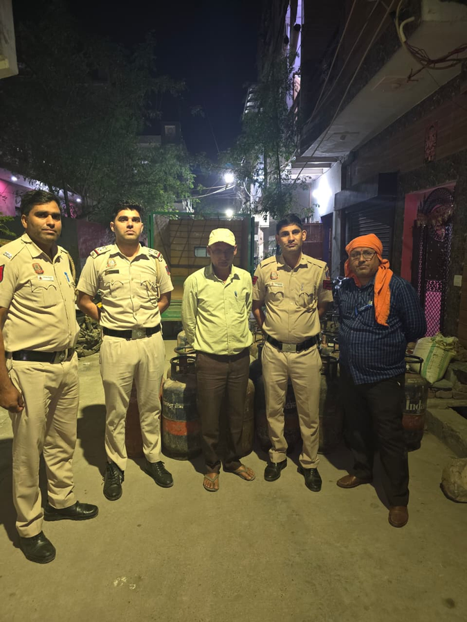 LPG Hoarding and Black Marketing Crackdown in Dwarka.webp LPG Hoarding and Black Marketing Crackdown in Dwarka.webp