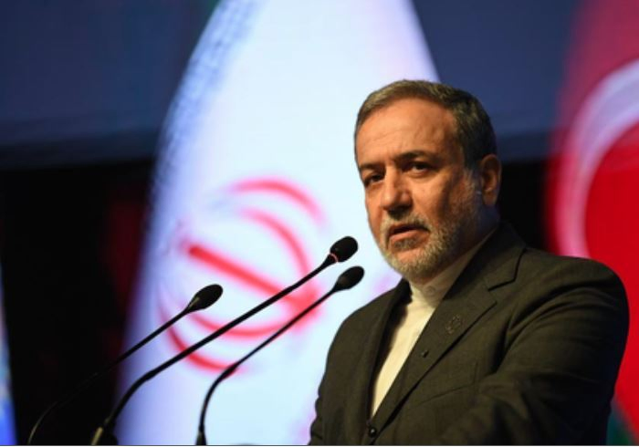 Araghchi: Passage for India and Other Allies Through Hormuz.webp