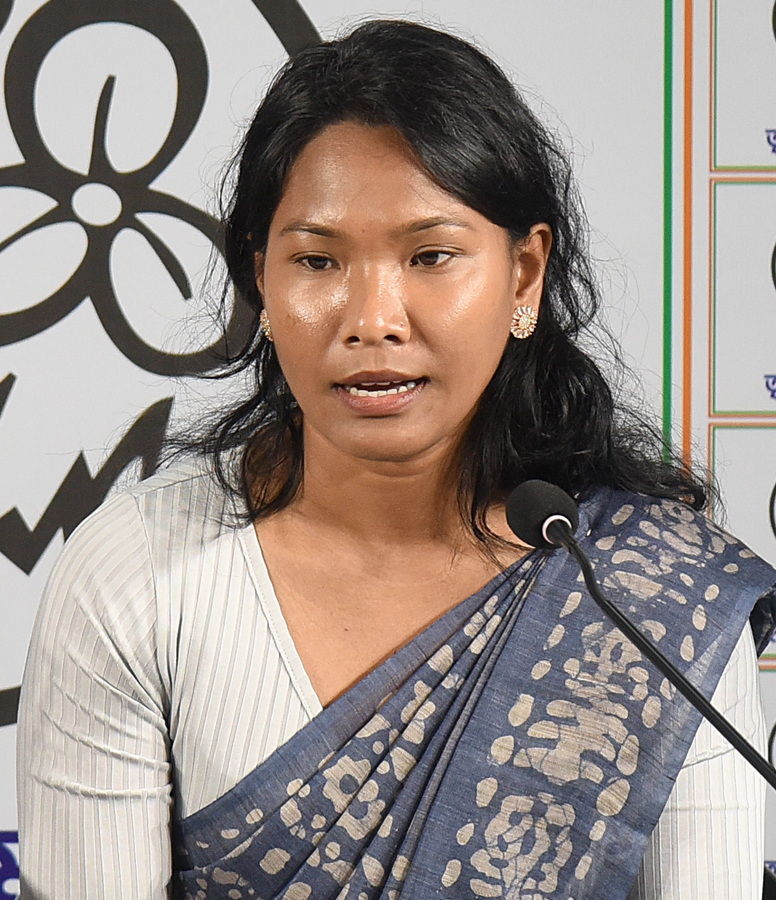 Contested Candidacy: Uncertainty Surrounds Swapna Barman's Trinamool Run.webp Contested Candidacy: Uncertainty Surrounds Swapna Barman's Trinamool Run.webp