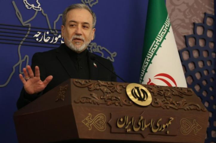 Tensions Rise as Iran Rejects US Negotiation Claims.webp
