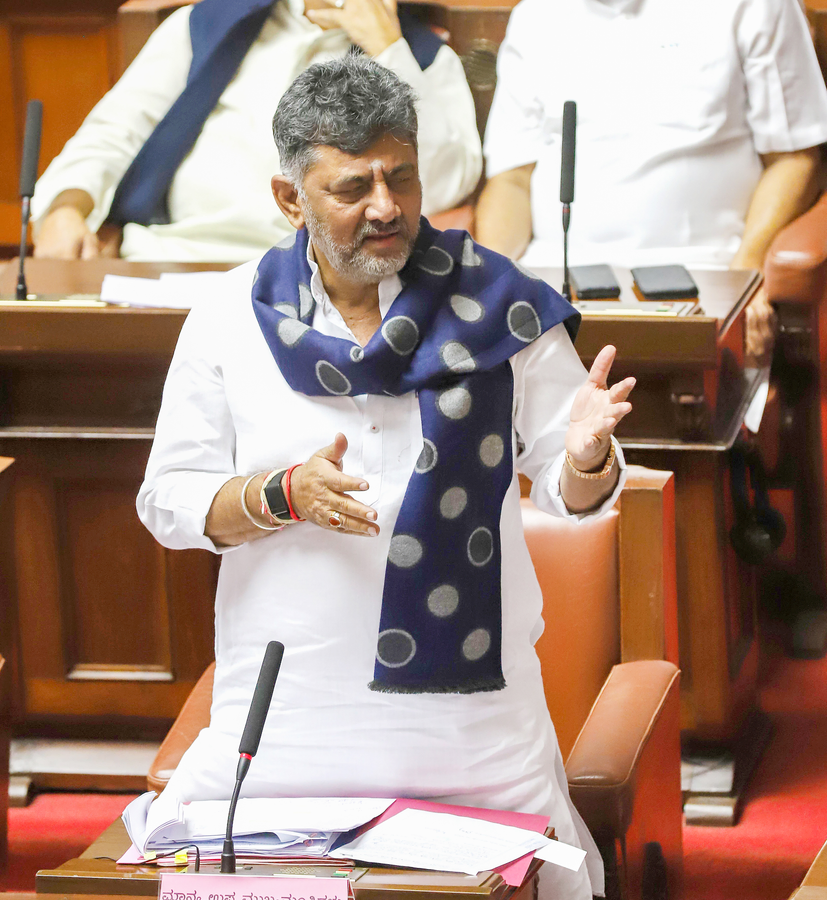 Karnataka Officials Defend Bengaluru's Position as Global Tech Leader.webp Karnataka Officials Defend Bengaluru's Position as Global Tech Leader.webp