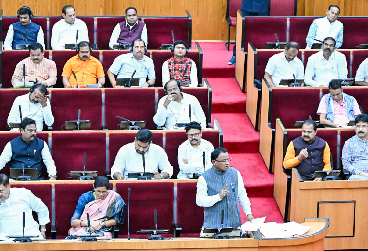State Faces Backlash as Odisha Withdraws Legislative Pay Increase.webp