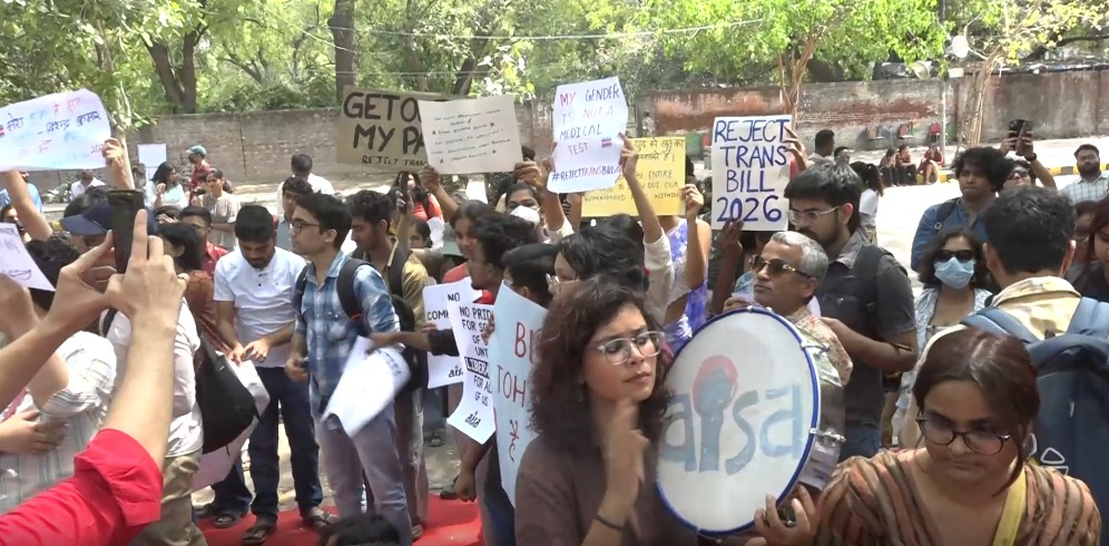 Transgender Community Protests New Bill in Delhi.webp