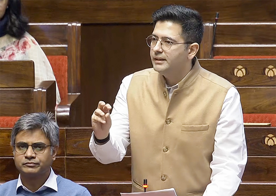 Chadha Urges National Mission to Combat Urban Traffic Congestion.webp