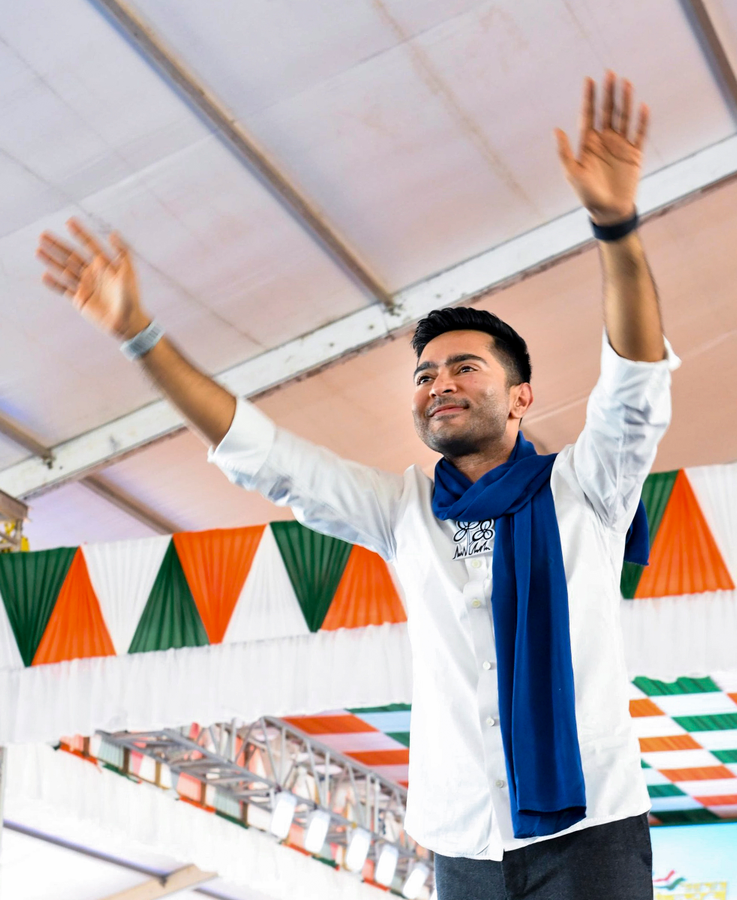 Banerjee Predicts Fuel Price Increase Following Assembly Polls.webp