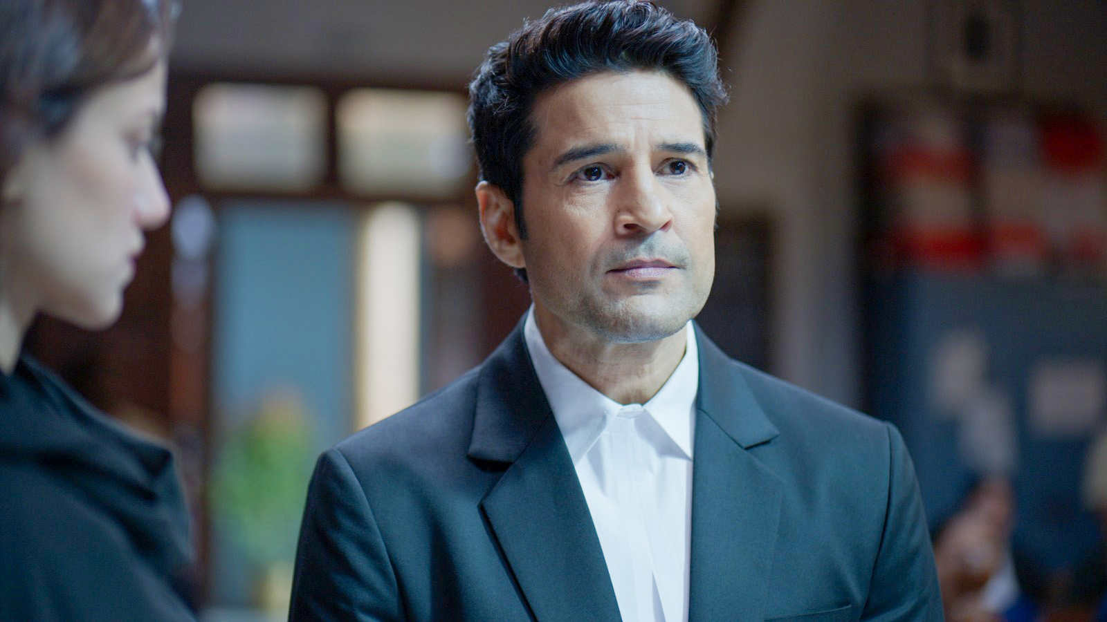 Actor Rajeev Khandelwal Shares Insights on 'Amar Vishwas' Role.webp