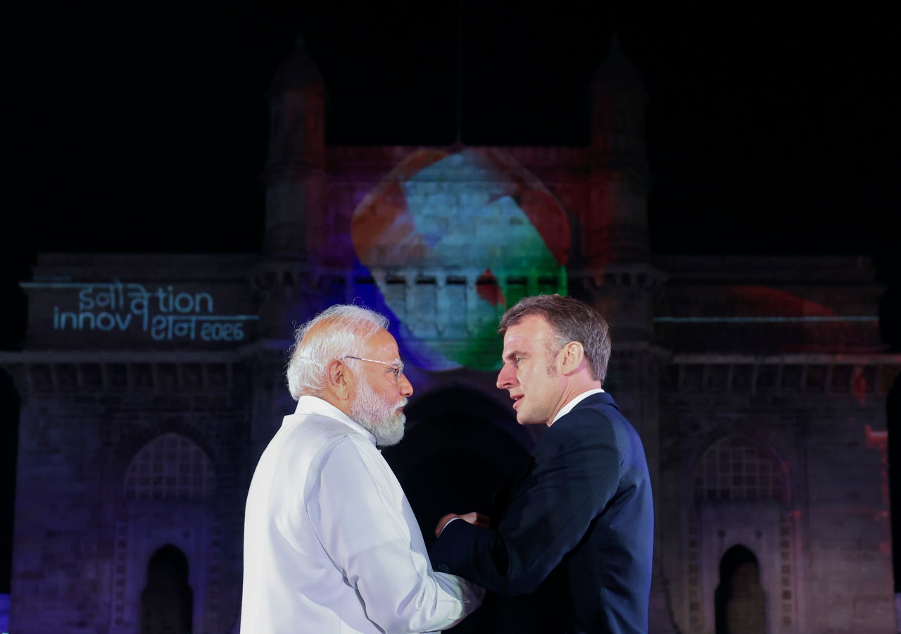 French President Macron Wraps Up India Visit Ahead of Delhi Summit.webp