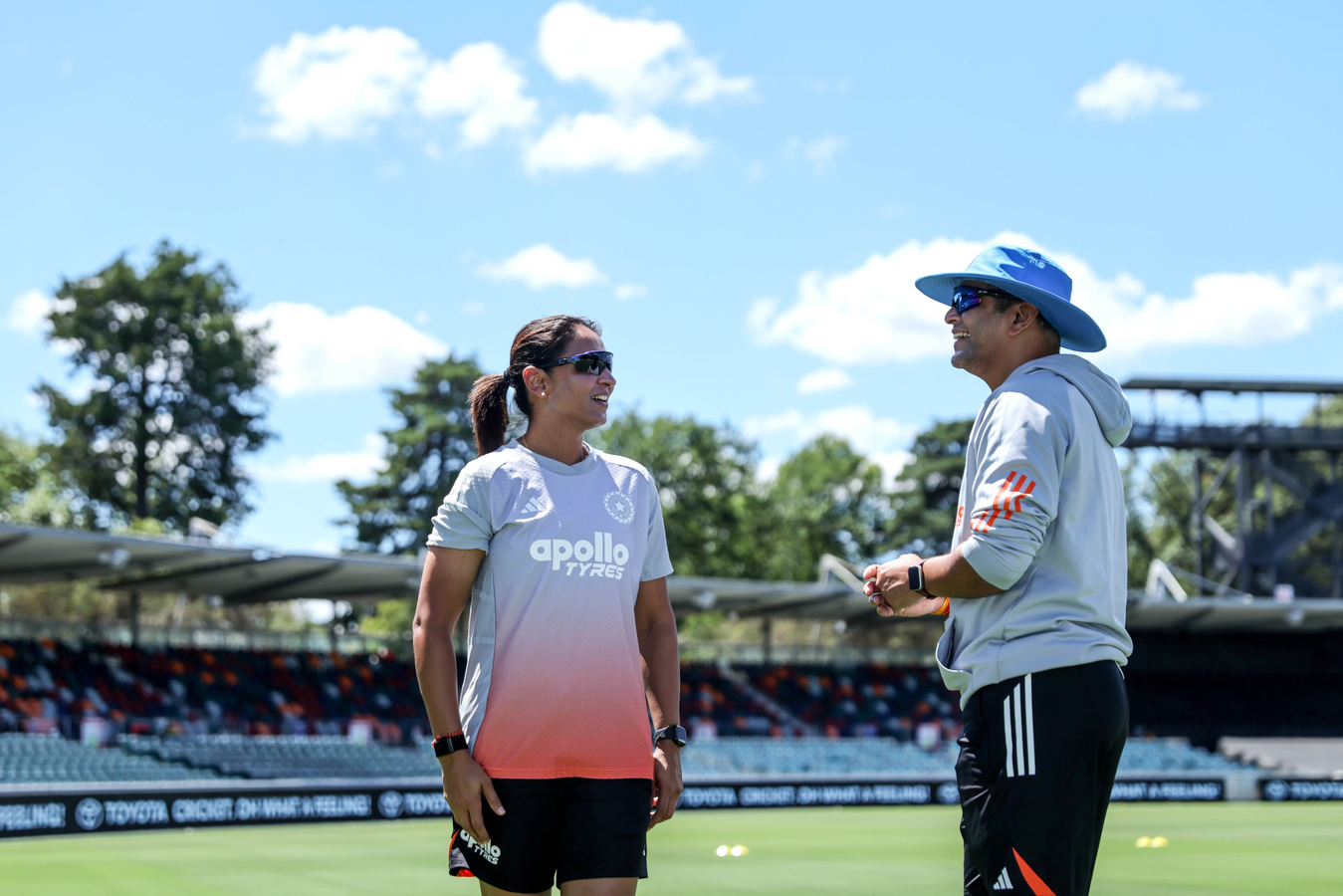 Indian Women's Cricket Team Receives Welcome in Canberra.webp
