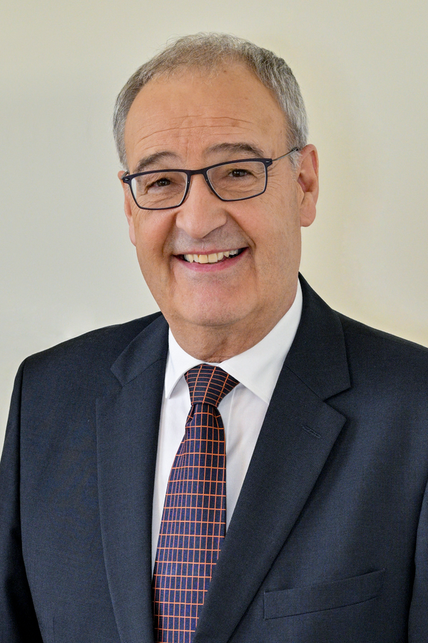 Swiss President Backs India's AI Democratization Push.webp