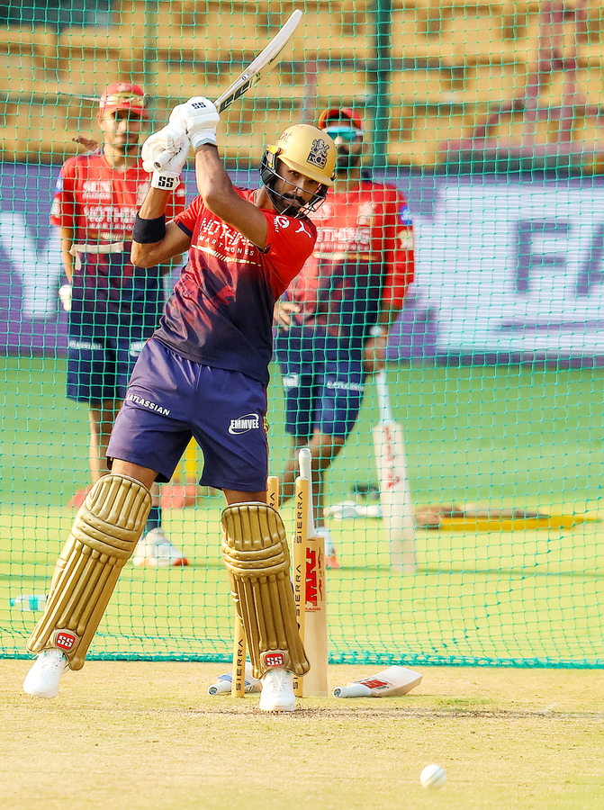 IPL 2026: RCB's Strengths, Weaknesses & Opportunities.webp