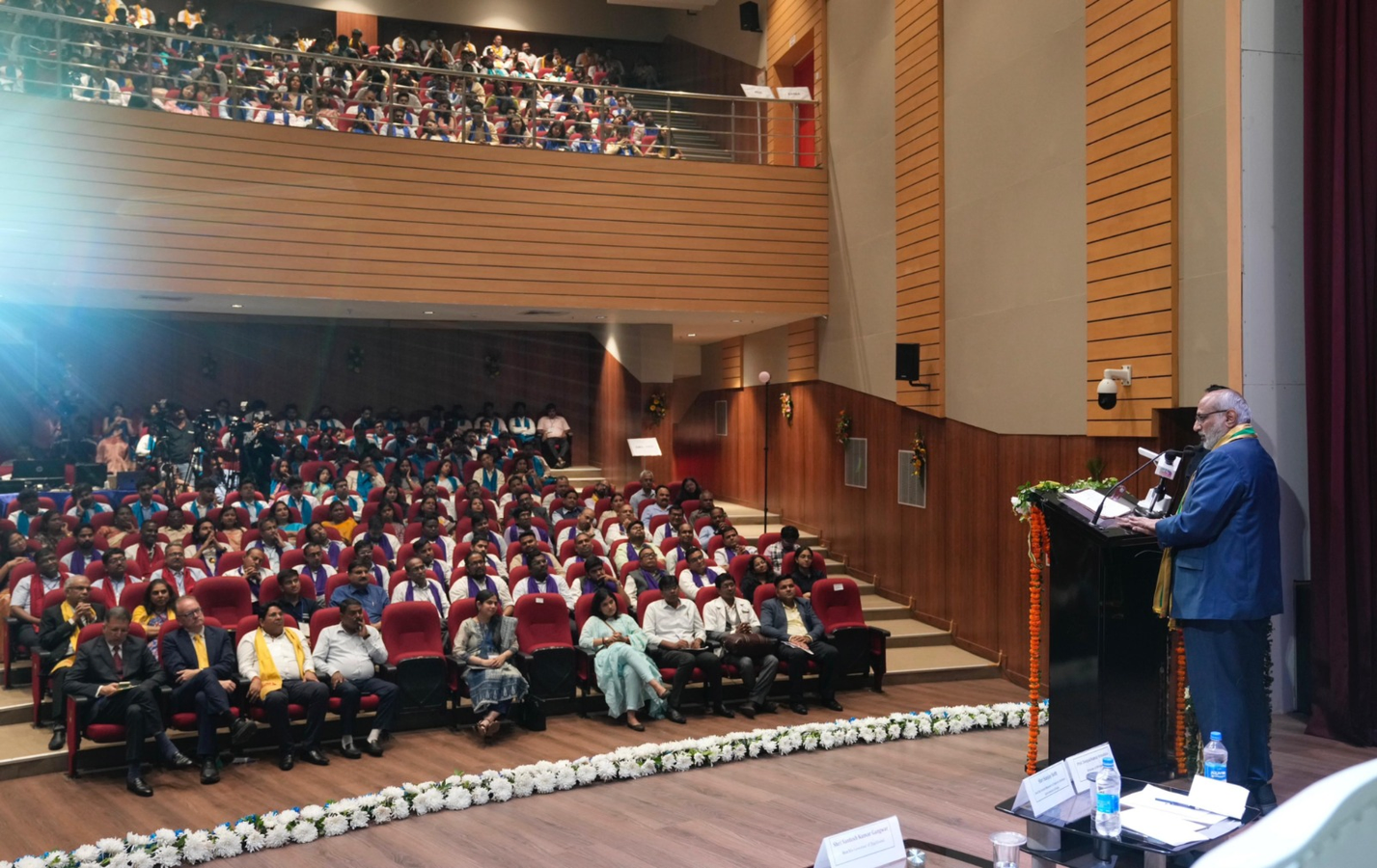 Vice President Emphasizes Values in IIM Ranchi Graduation.webp