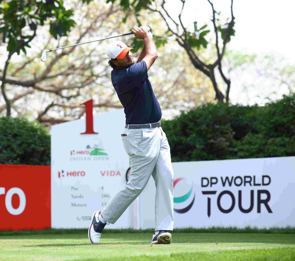 OP Chouhan and Other Indian Golfers Compete in Final Round.webp