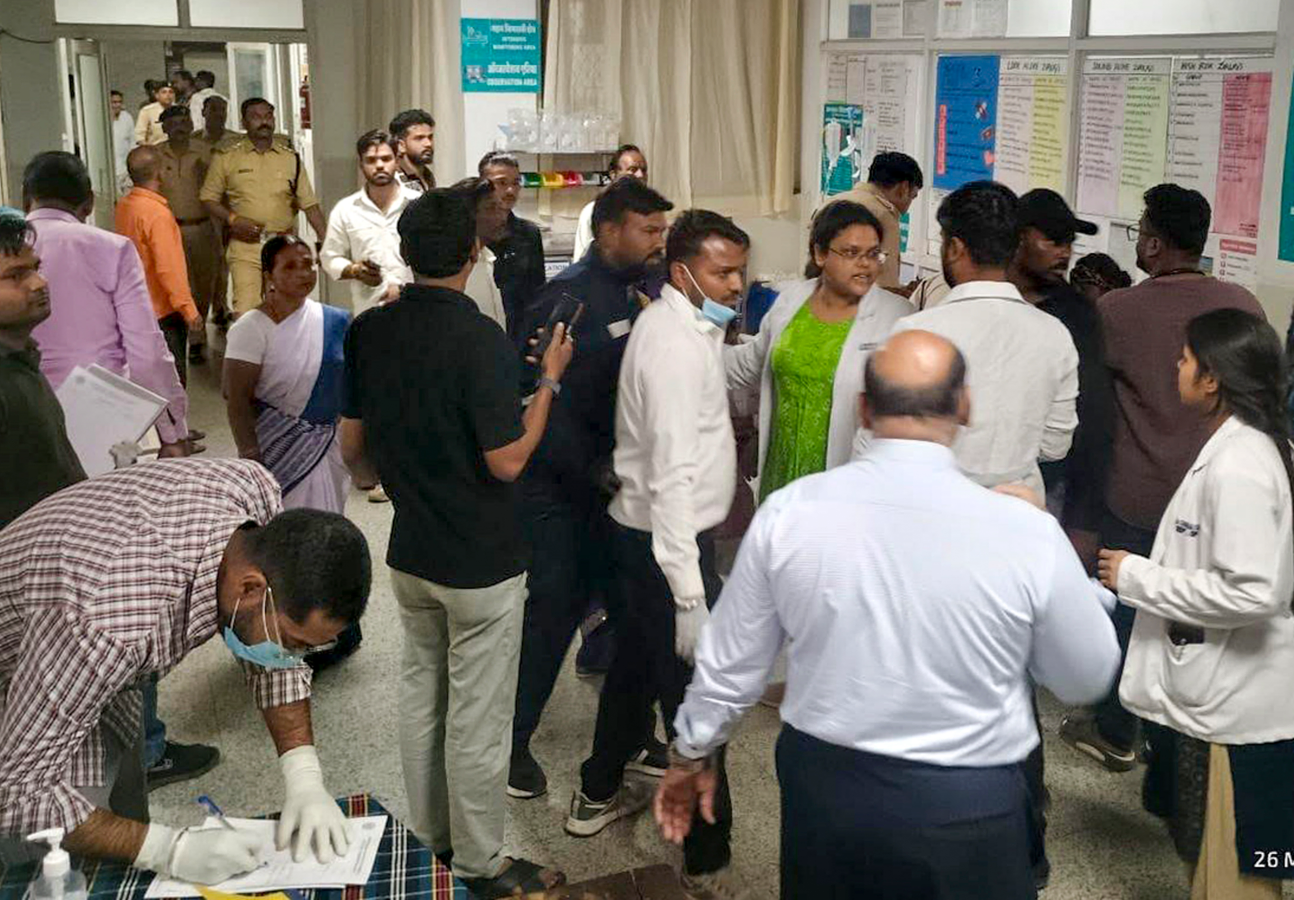 Police Officers Recognized for Rescue Efforts After Chhindwara Crash