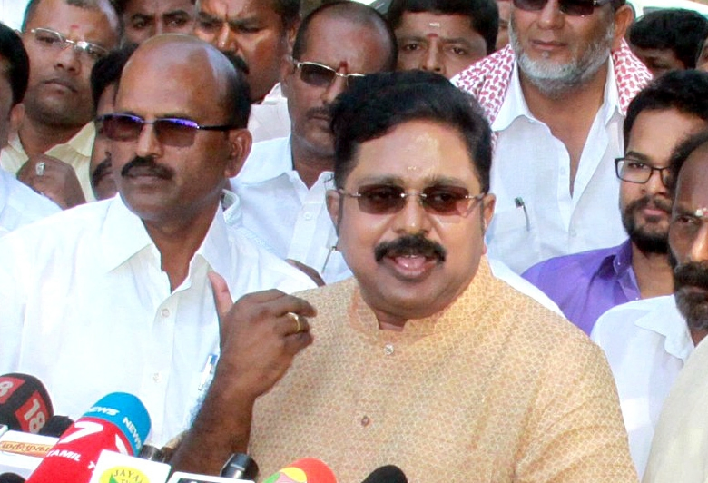 Dhinakaran Predicts NDA Victory in Tamil Nadu Polls.webp