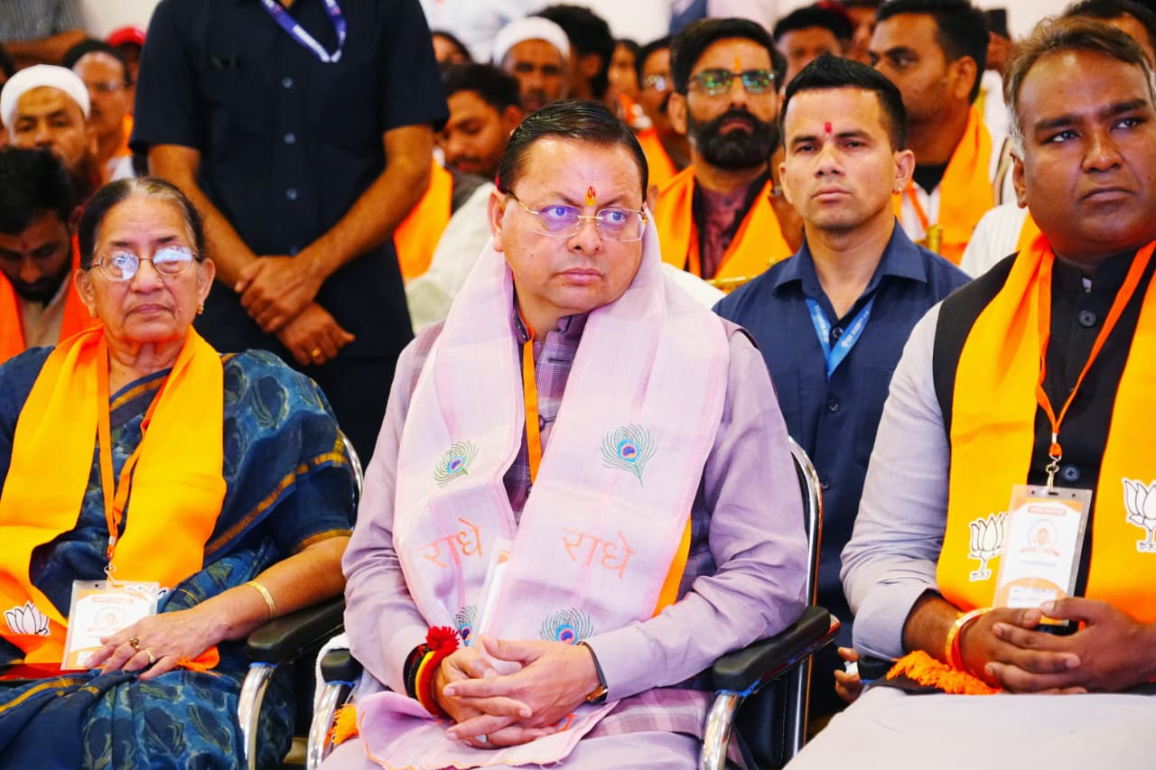 CM Dhami: 'Mann Ki Baat' Drives Winter Tourism Surge in Uttarakhand.webp CM Dhami: 'Mann Ki Baat' Drives Winter Tourism Surge in Uttarakhand.webp