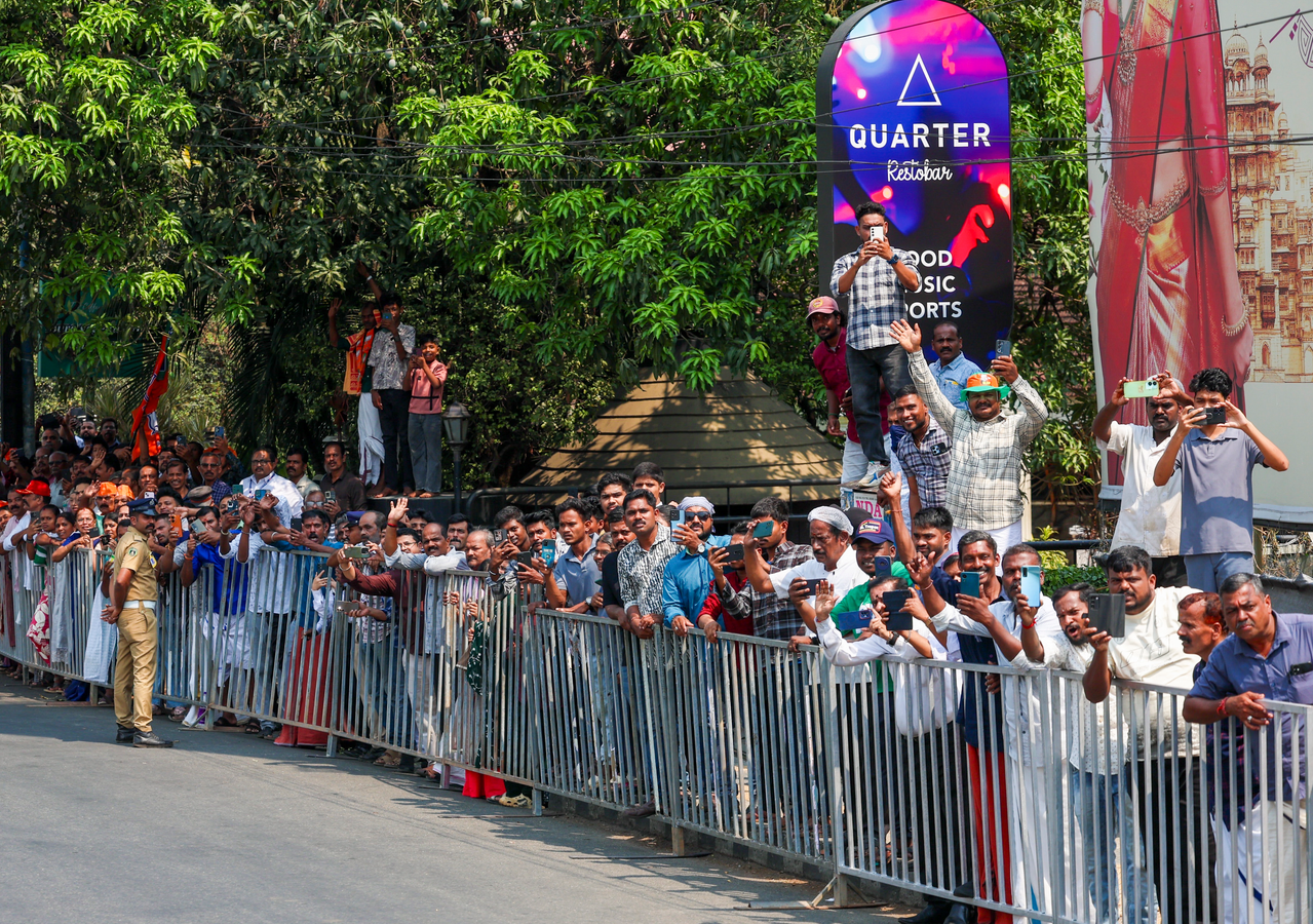 Kerala Rally: Modi's Chenda Performance.webp