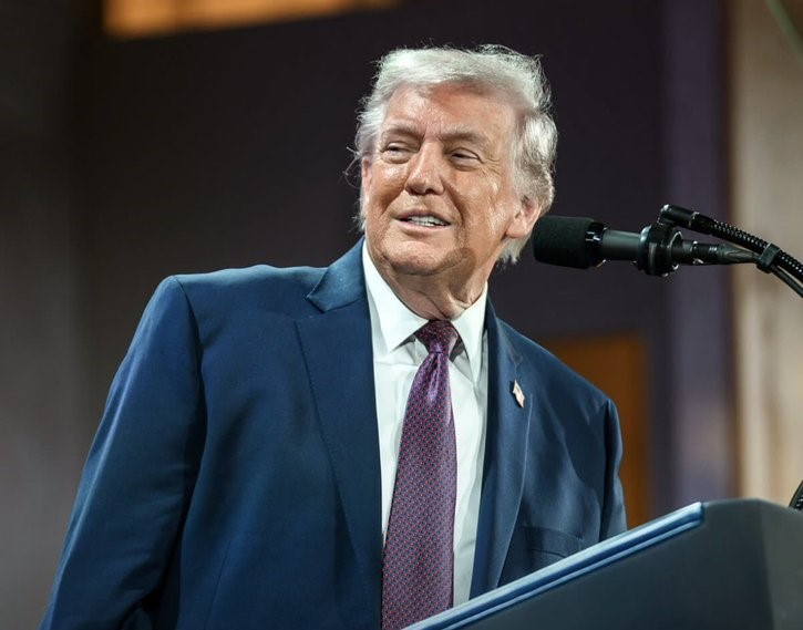 Iran Warns of Retaliation Amid US Military Preparations.webp