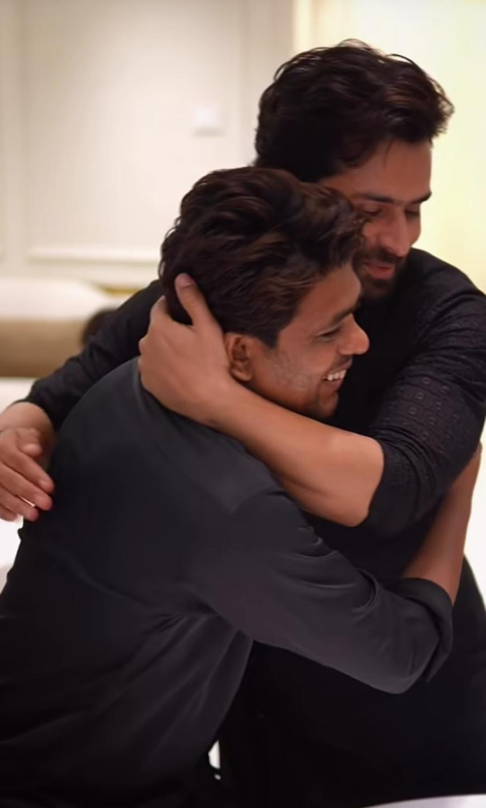 Dipika Kakar & Shoaib Ibrahim Host Singer Shahzad Ali.webp Dipika Kakar & Shoaib Ibrahim Host Singer Shahzad Ali.webp