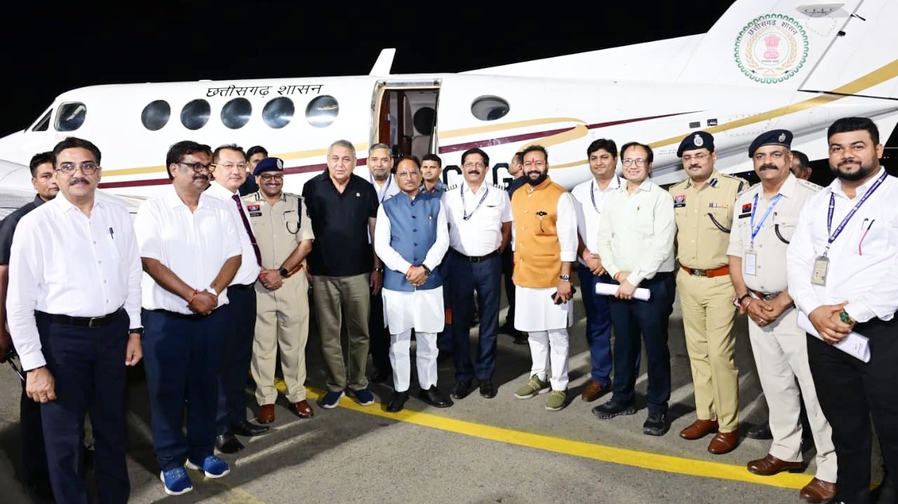 Ambikapur to Delhi & Kolkata: New Flights Launch.webp