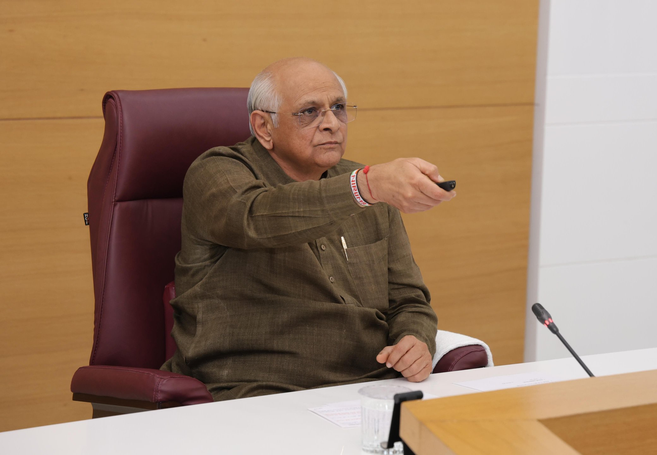 Gujarat Announces Road and Irrigation Investments for Tribal Regions.webp