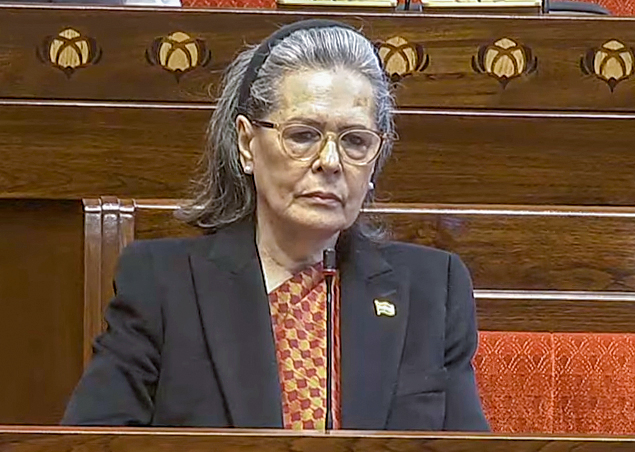 Sonia Gandhi Case: Petition Seeks FIR Investigation.webp