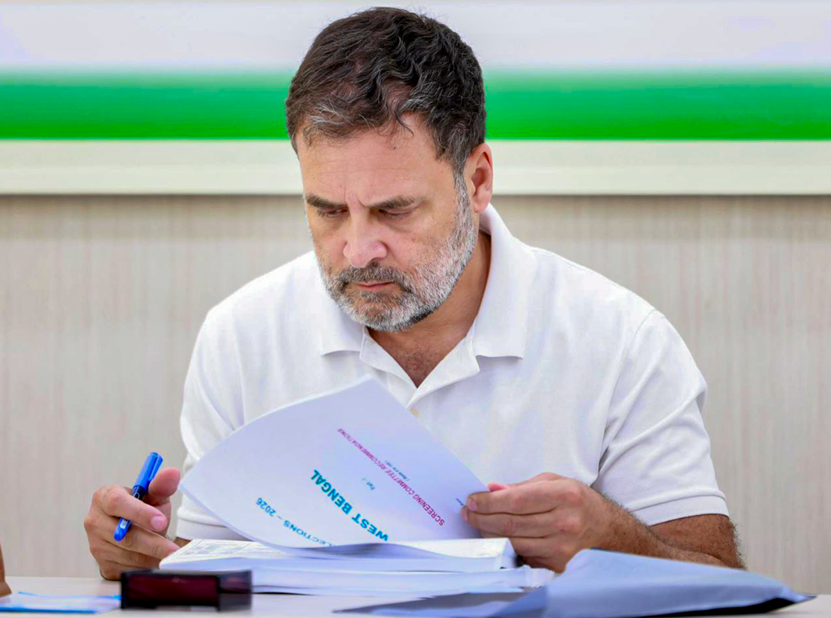 Modi Silent on Sabarimala: Gandhi Accuses PM of Ignoring Religious Concerns