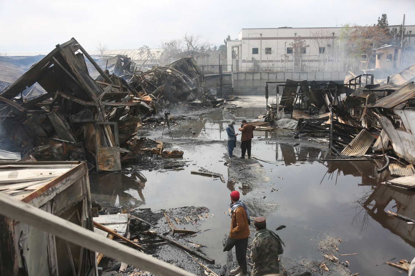 Civilian Injuries Reported in Afghanistan-Pakistan Border Attacks.webp