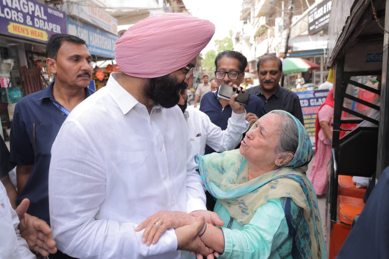 Delhi MLA Sirsa Announces Infrastructure Investments in Rajouri Garden.webp