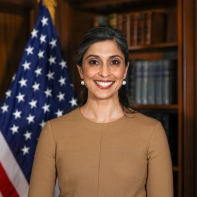 Podcast Promotes Childhood Literacy Through Shared Reading Experiences