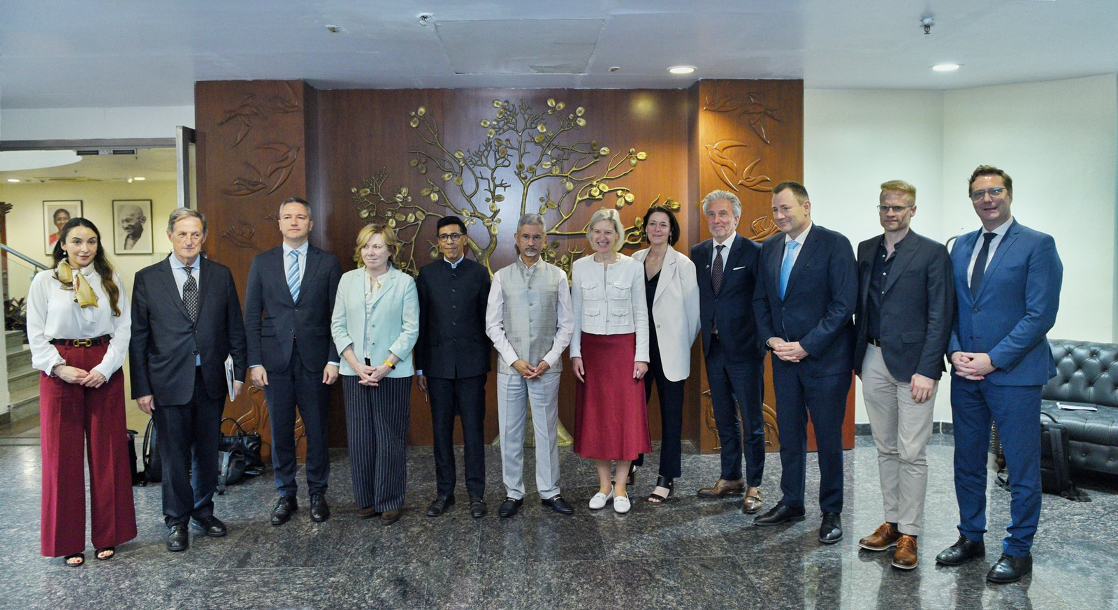 India-EU Partnership: Discussions Focus on FTA and Cooperation.webp