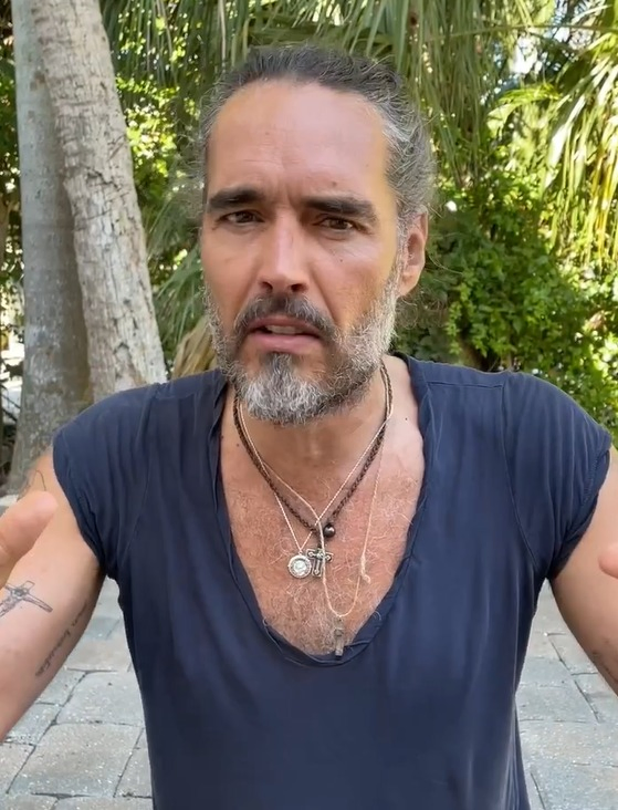 Sexual Assault Charges Against Russell Brand Proceed to October Trial.webp