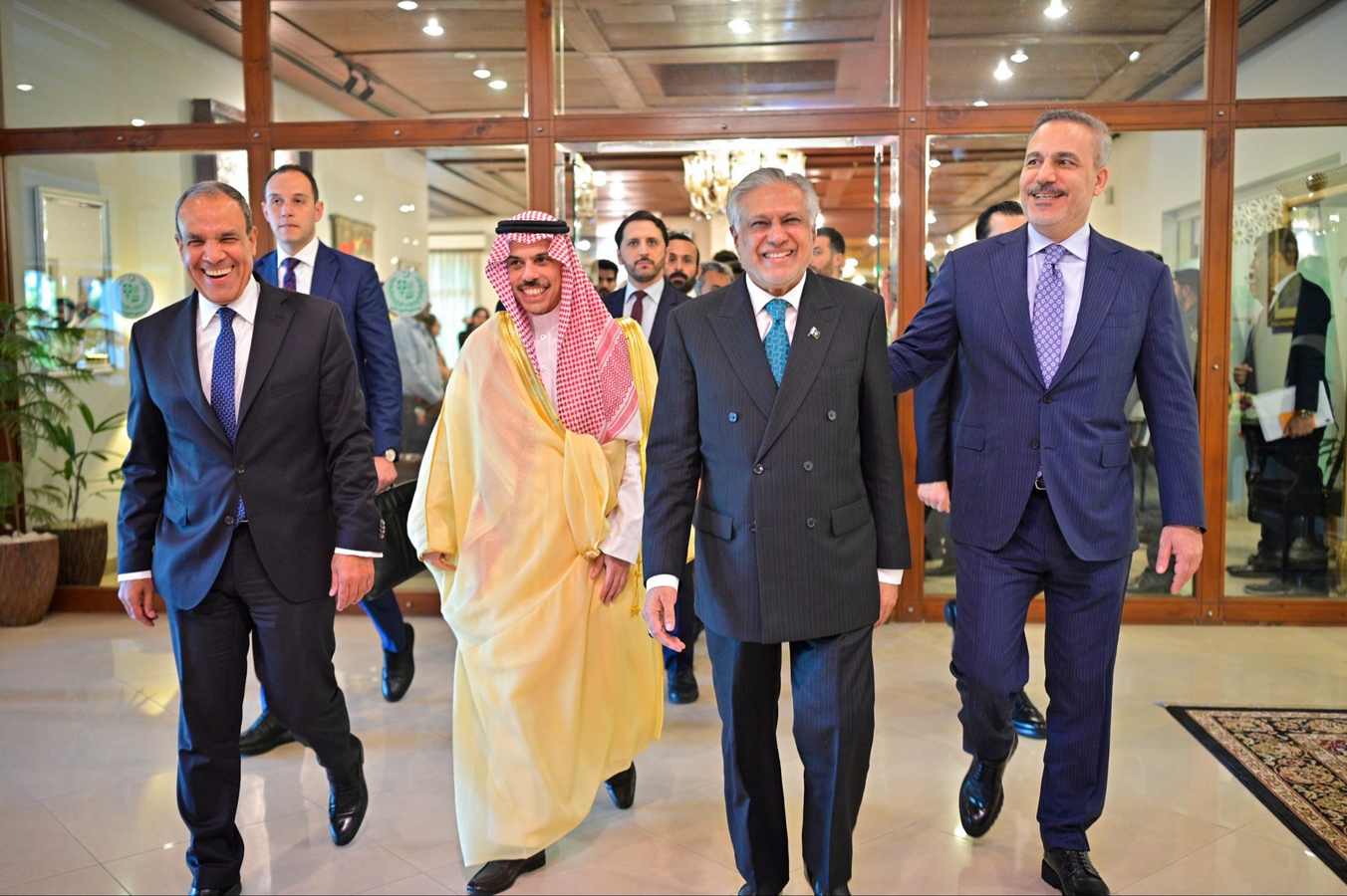 Internal Constraints Shape Pakistan's Mediation Efforts Amid Regional Conflict.webp Internal Constraints Shape Pakistan's Mediation Efforts Amid Regional Conflict.webp