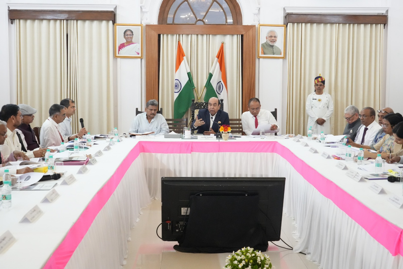 Higher Education Meeting: Governor Emphasizes Student Interests