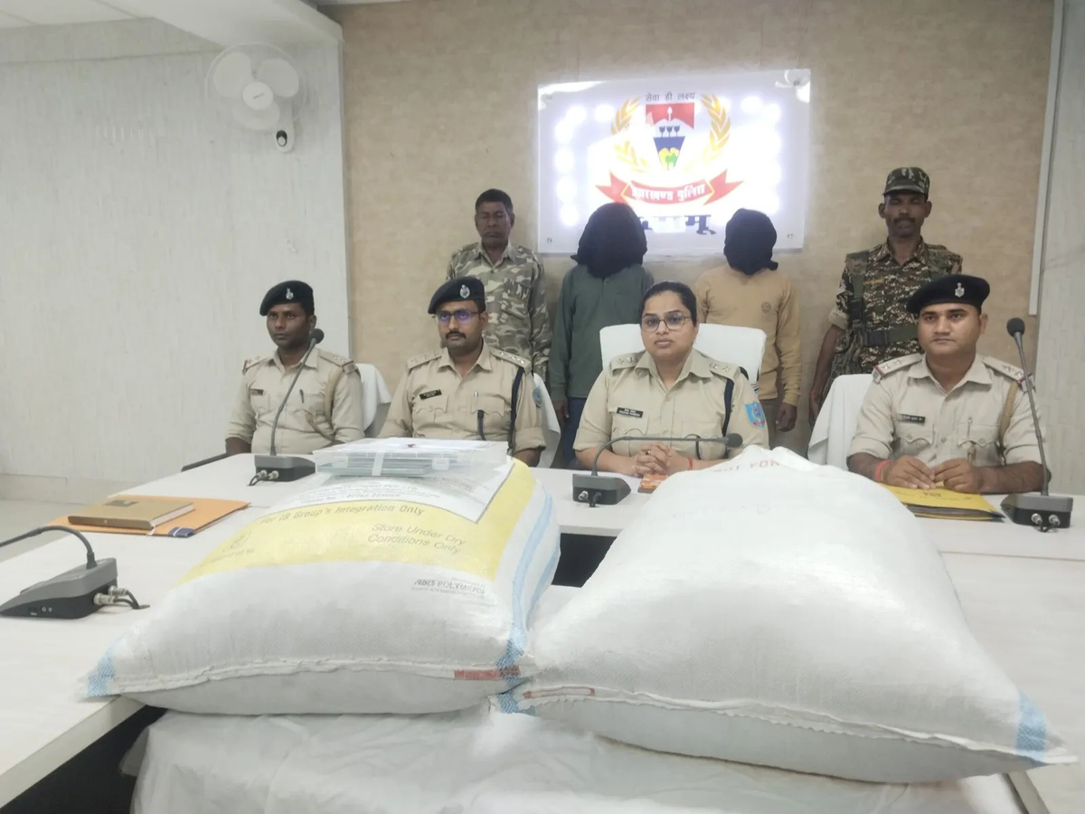 Jharkhand: Police Bust Major 'Doda' Smuggling Operation.webp