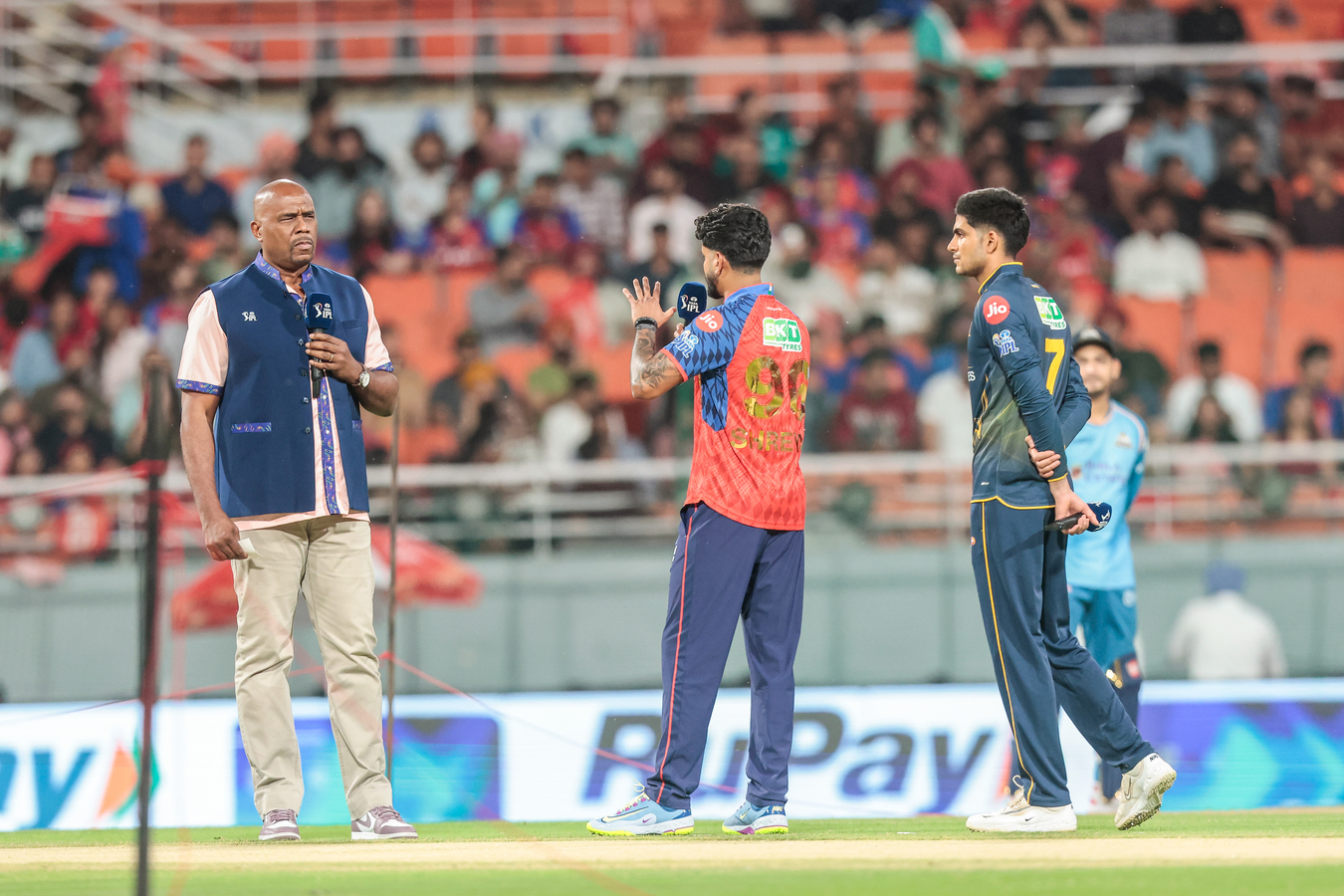 Punjab Kings Win Toss, Elect to Bowl Against Gujarat Titans.webp