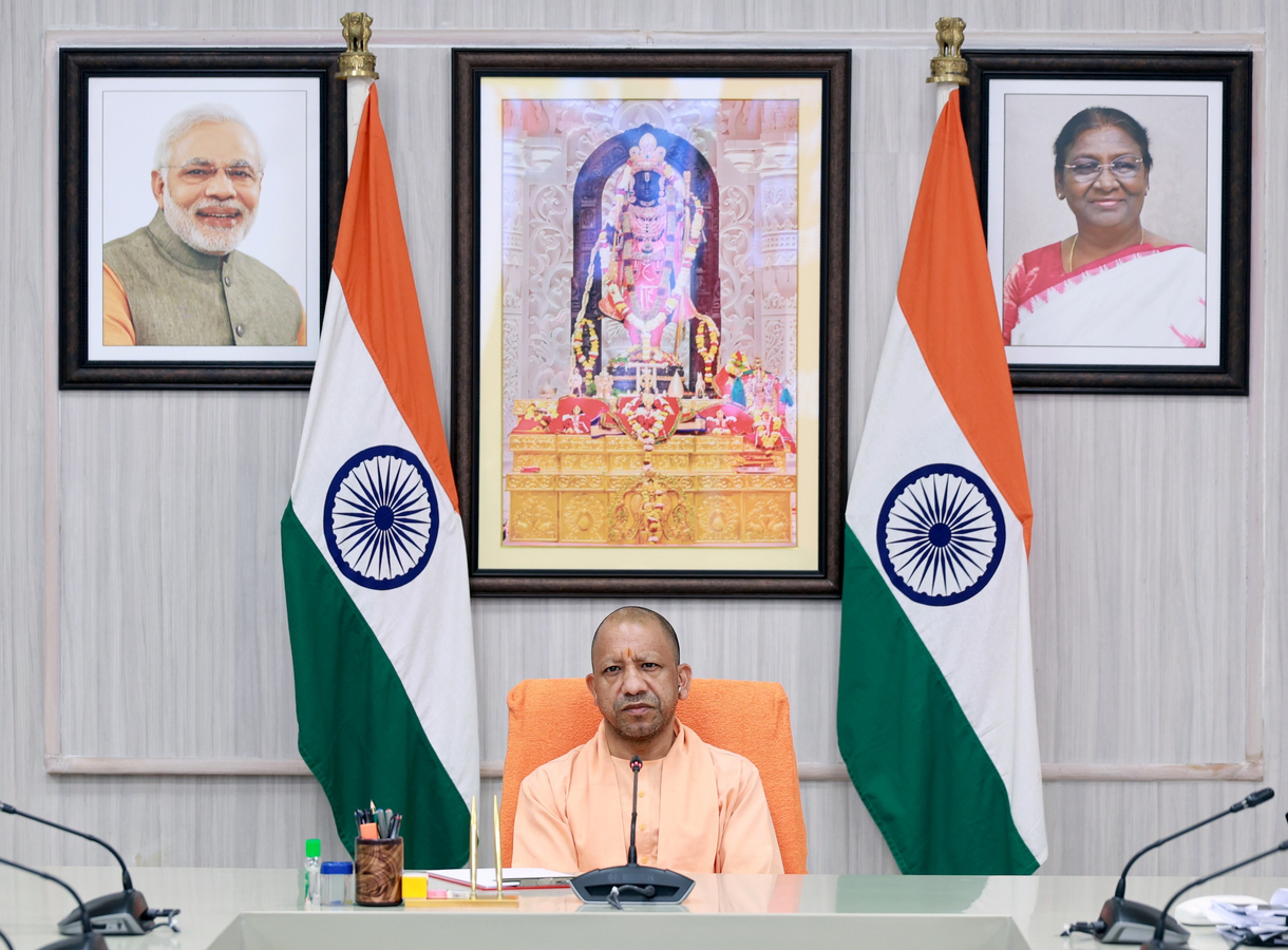 Uttar Pradesh Aims for $1 Trillion Economy with Fellow Program.webp