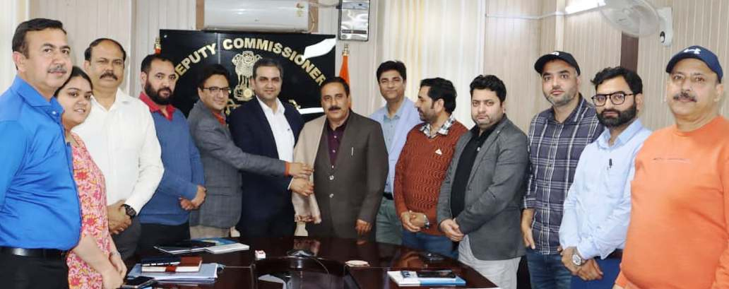 Ramban Celebrates Chief Education Officer's Superannuation.webp