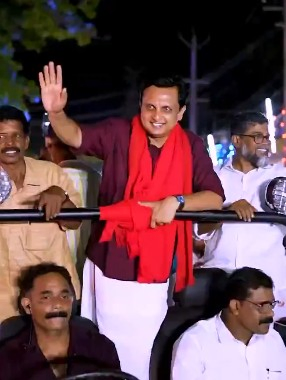 Political Shift in Beypore as Riyas Challenges 'Pinarayism' Charge.webp Political Shift in Beypore as Riyas Challenges 'Pinarayism' Charge.webp