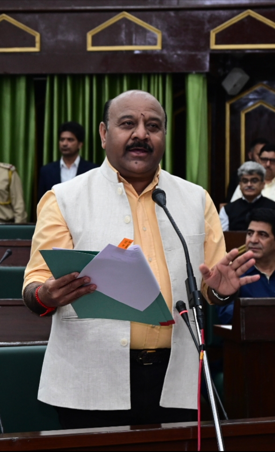 J&K Operates 527 Stone Crushers, Maintaining Project Momentum.webp