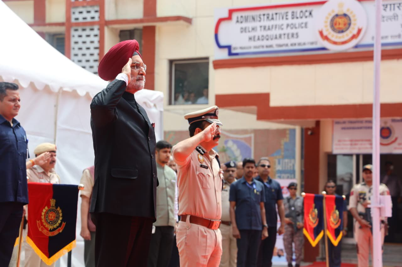 Efforts to Reduce Traffic Jams and Improve Mobility in Delhi.webp