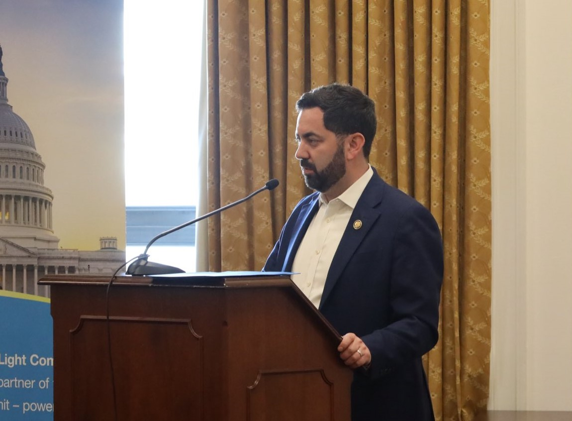 Bipartisan Effort to Secure Taiwan's Undersea Infrastructure