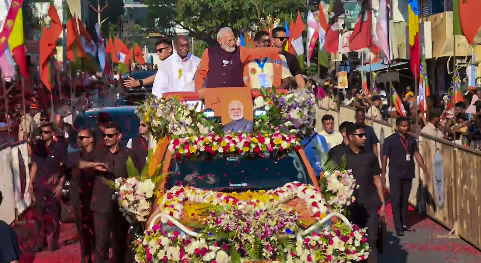 Roadshow in Puducherry Welcomes Prime Minister Modi.webp
