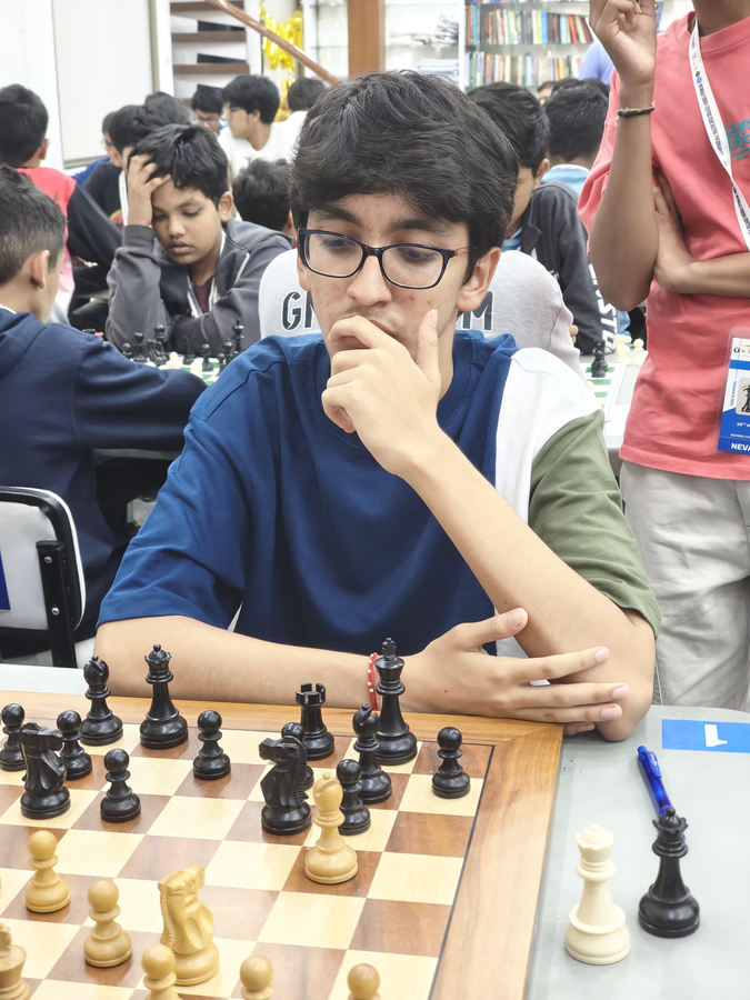 All India Chess Masters: Mhasane Holds Slim Lead Going into Final Round.webp