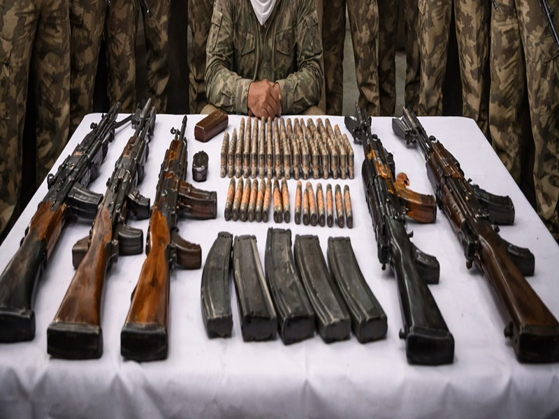 Bihar STF Seizes Weapons as Maoist Suresh Koda Surrenders.webp